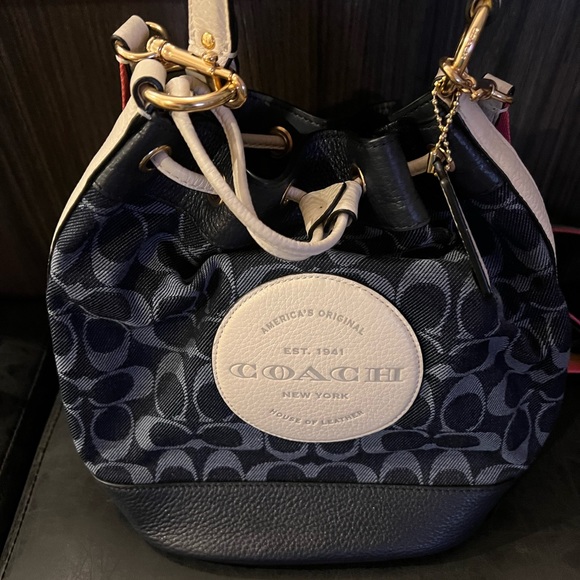 Dempsey Drawstring Bucket bag in signature denim. Like new used only once. - Picture 1 of 8